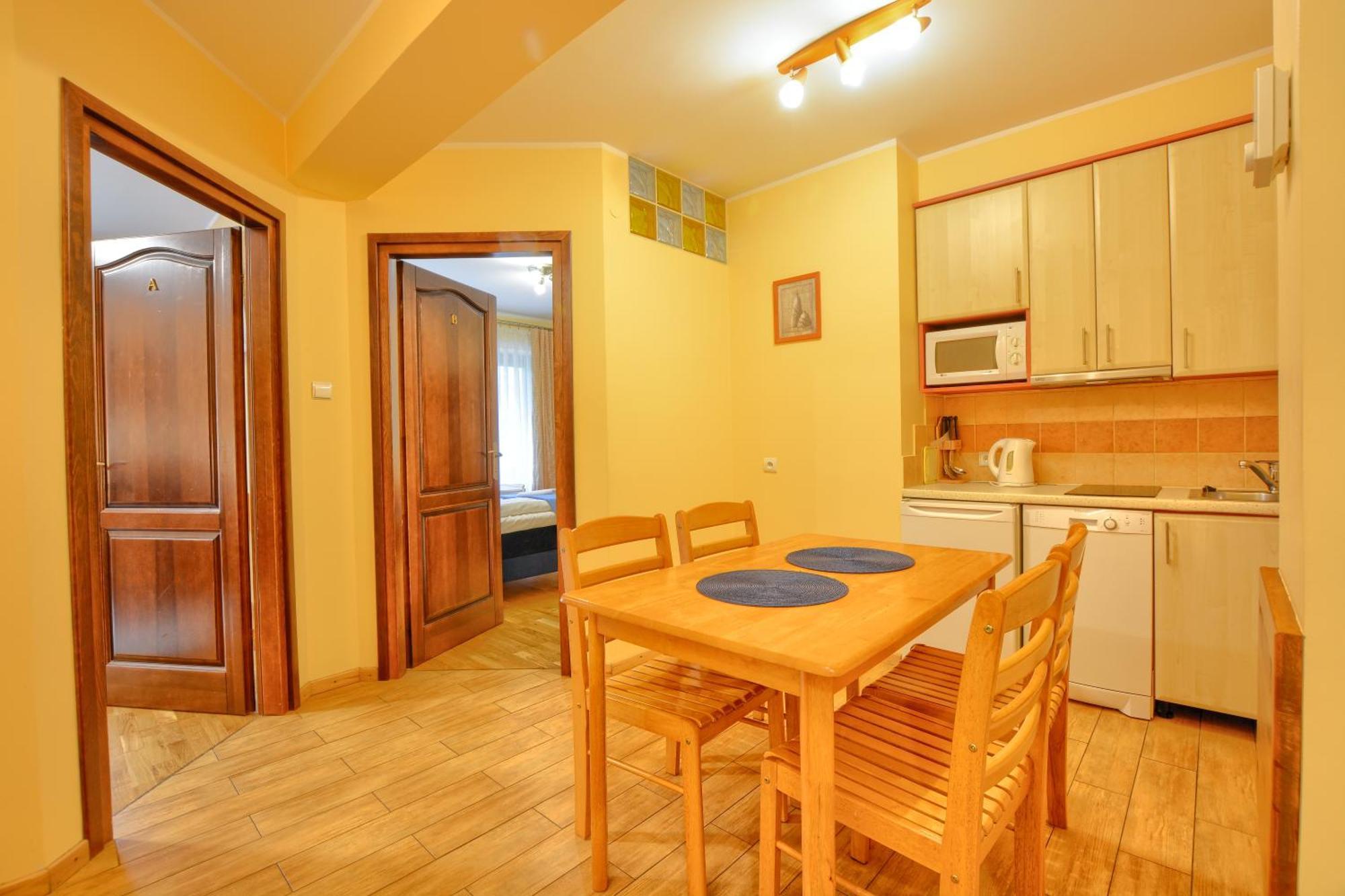 Apartamenty Na Pierwszym Pietrze Krynica-Zdrój Exterior foto